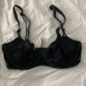 Velvet lace bra
